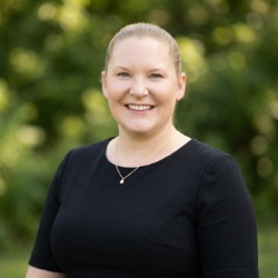 Emma Litfin